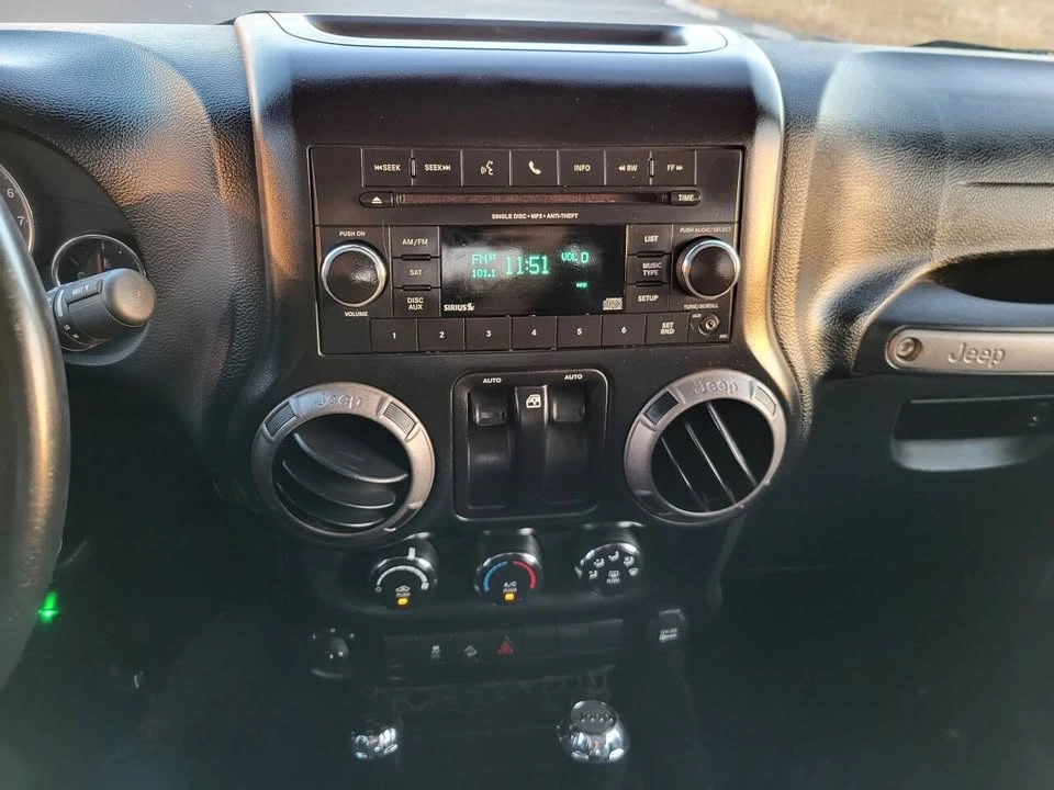 2016 Jeep JK Wrangler - Image 15 of 20
