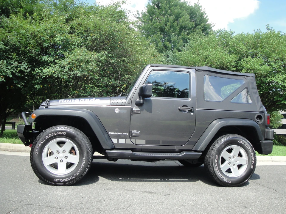 2016 Jeep JK Wrangler - Image 27 of 31