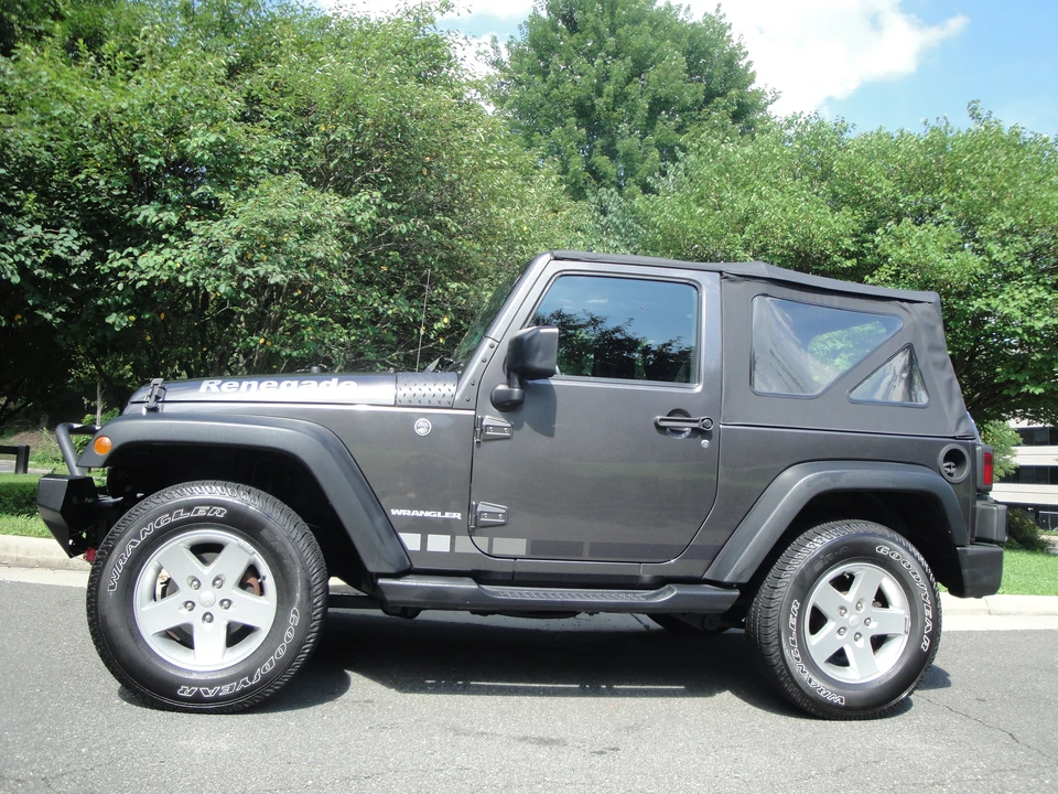 2016 Jeep JK Wrangler - Image 23 of 31