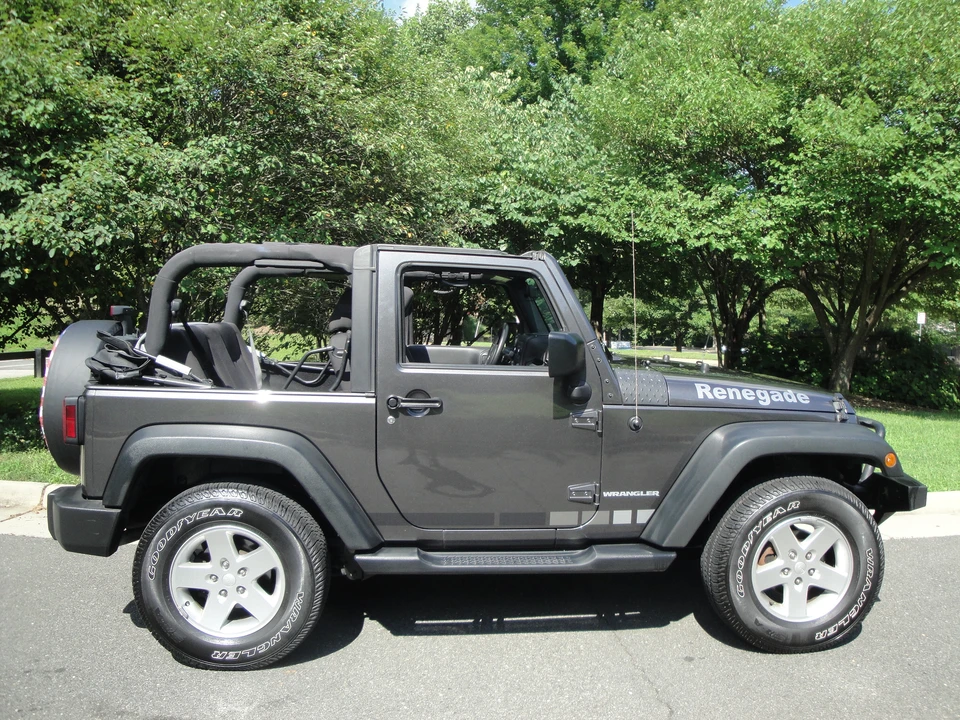 2016 Jeep JK Wrangler - Image 15 of 31