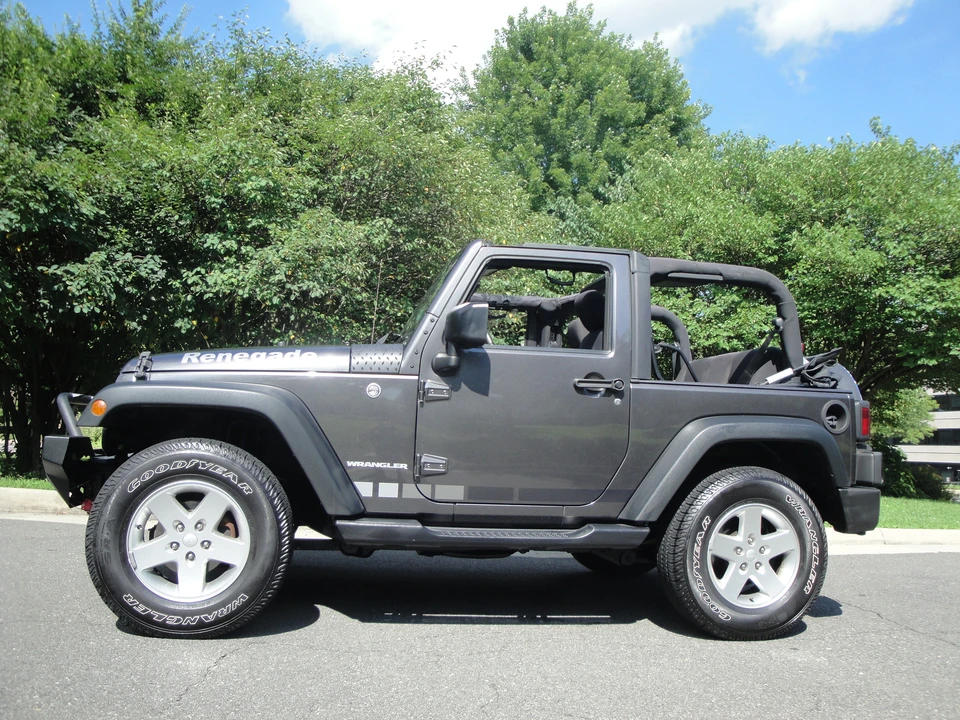 2016 Jeep JK Wrangler - Image 25 of 31