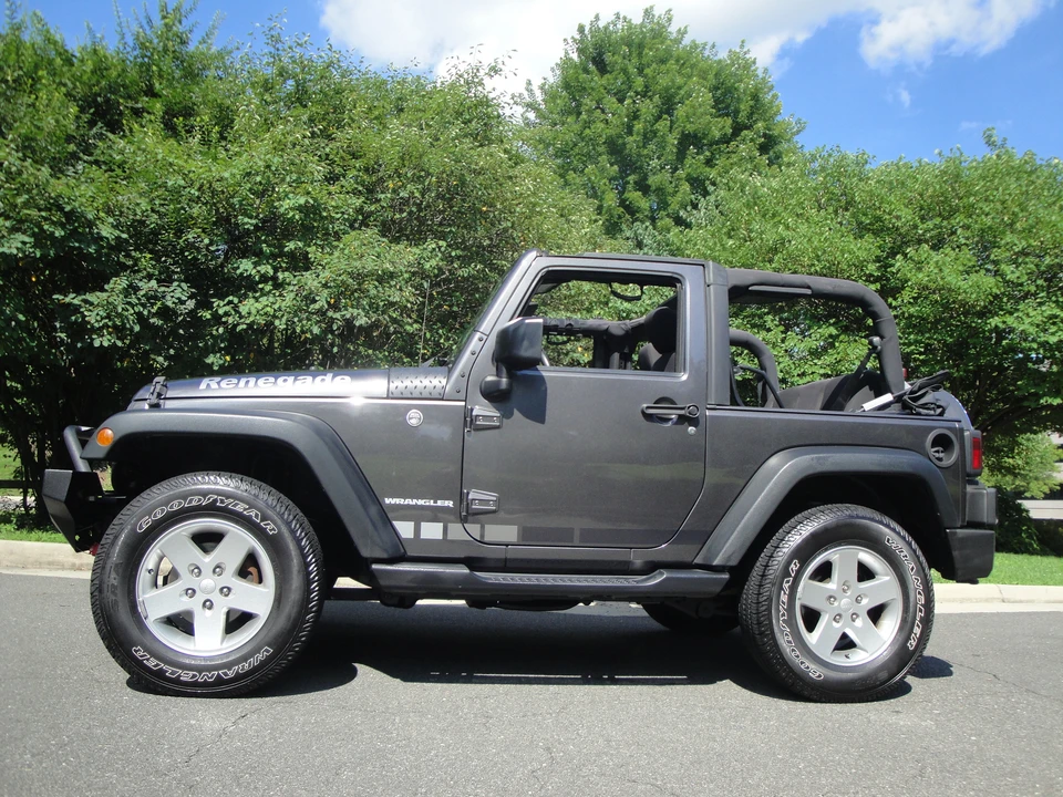 2016 Jeep JK Wrangler - Image 26 of 31