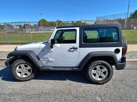 2016 Jeep Wrangler Sport