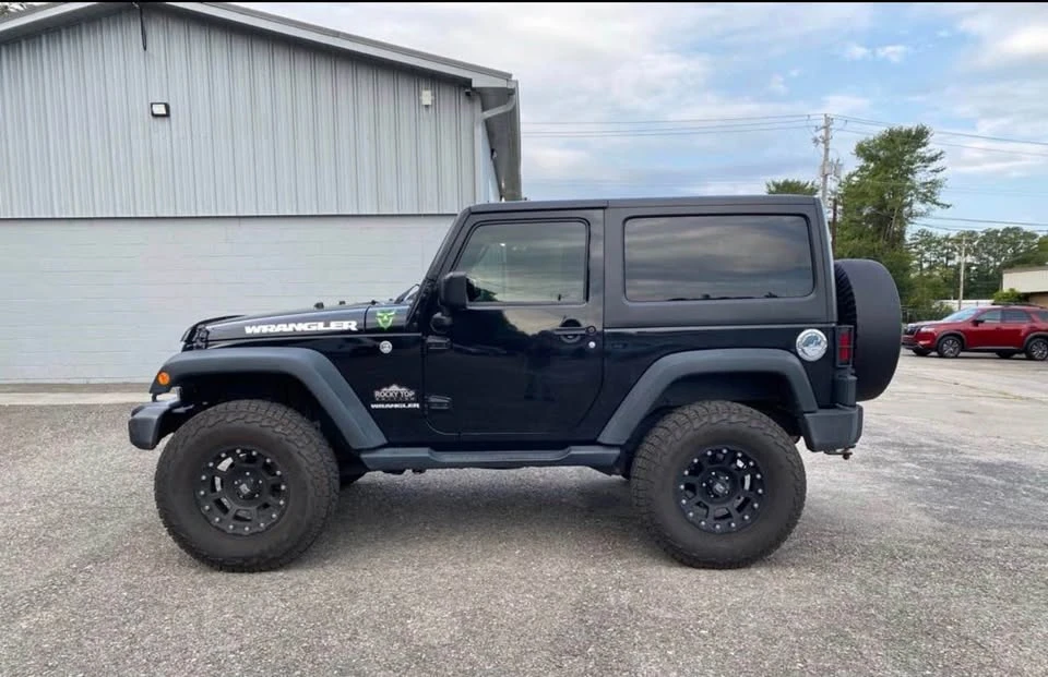 2016 Jeep JK Wrangler - Image 2 of 10