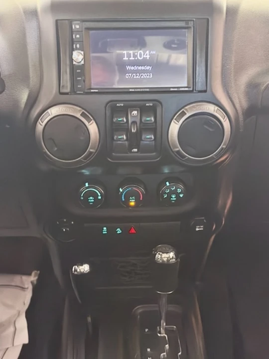 2016 Jeep JK Wrangler - Image 15 of 16