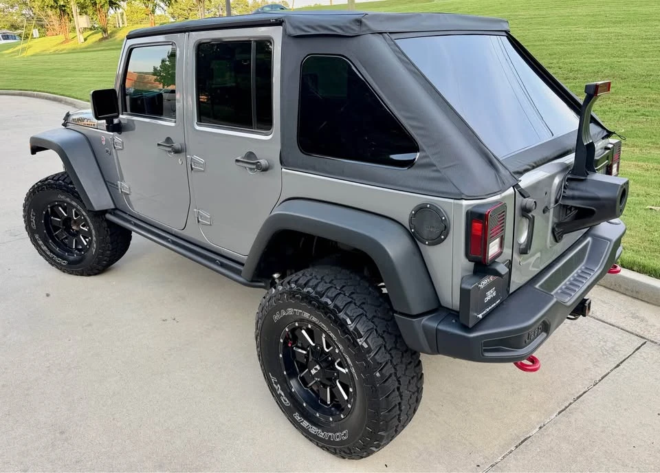 2016 Jeep JK Wrangler - Image 17 of 18