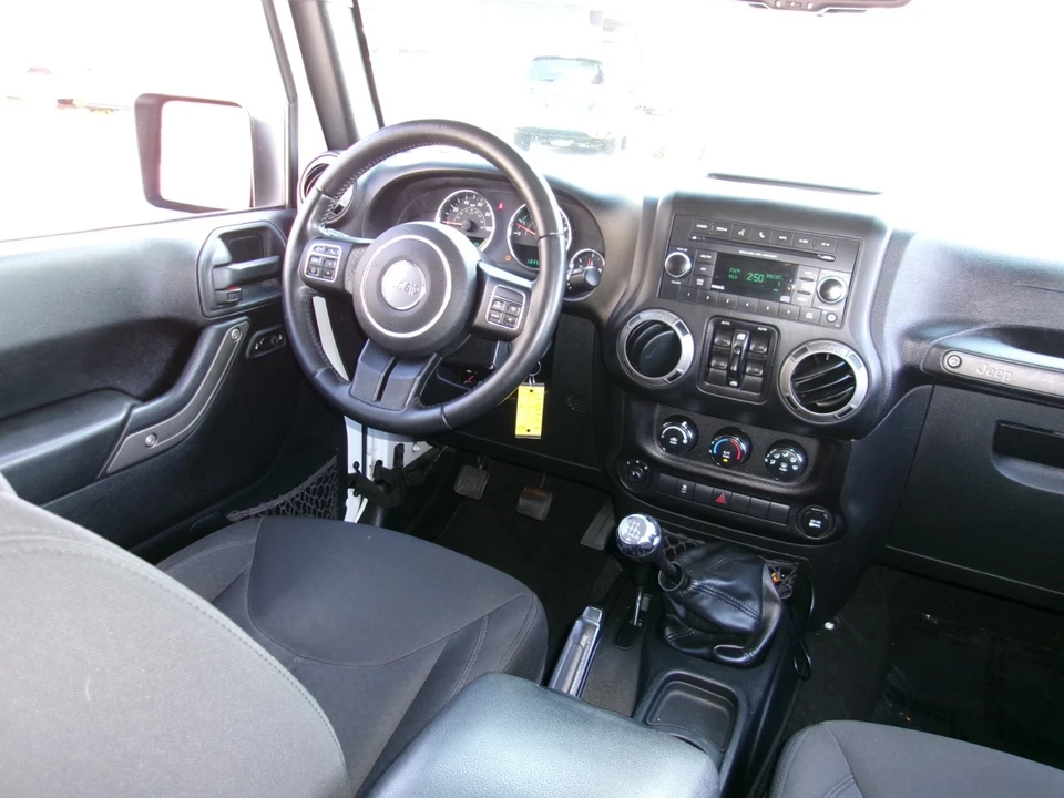 2016 Jeep JK Wrangler - Image 16 of 20
