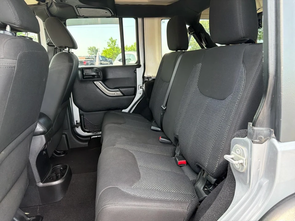 2016 Jeep JK Wrangler - Image 17 of 31