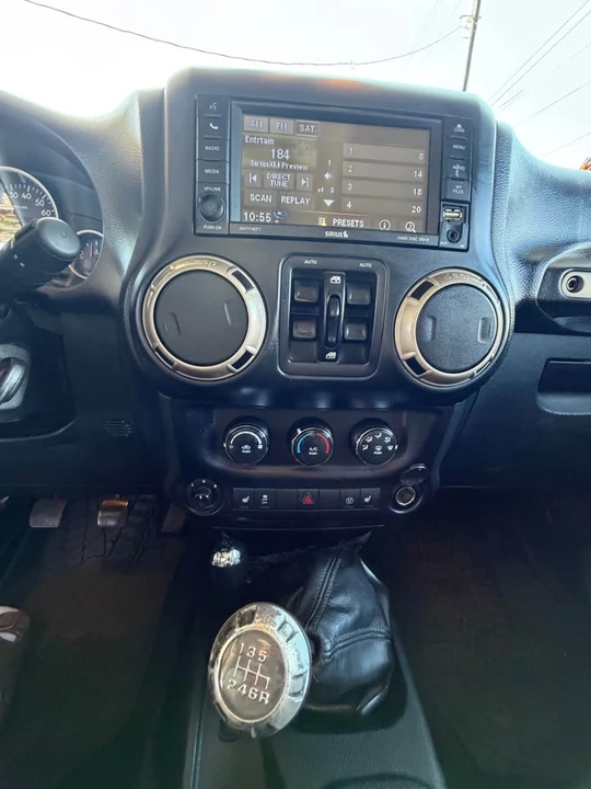 2016 Jeep JK Wrangler - Image 12 of 13