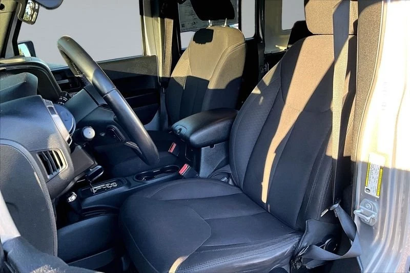 2016 Jeep JK Wrangler - Image 10 of 20