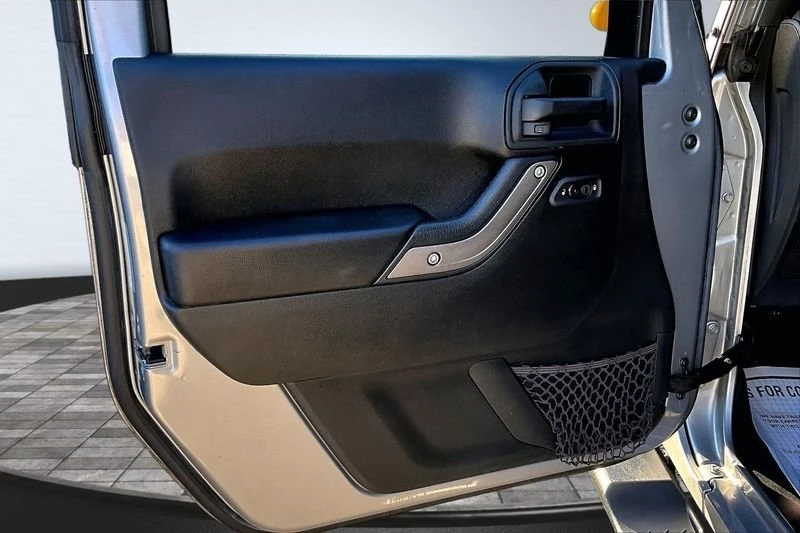 2016 Jeep JK Wrangler - Image 9 of 20