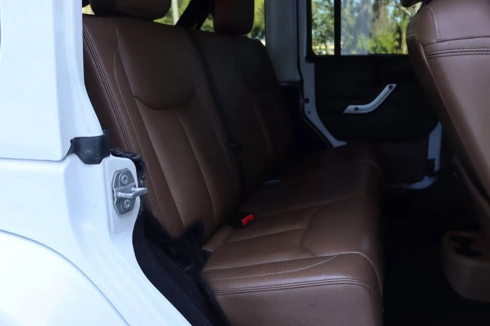 2016 Jeep JK Wrangler - Image 16 of 20