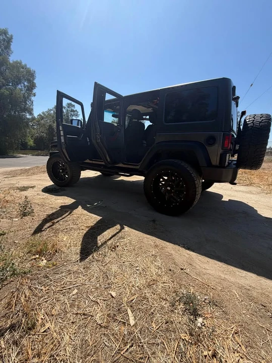 2016 Jeep JK Wrangler - Image 9 of 15