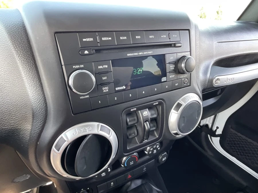 2016 Jeep JK Wrangler - Image 8 of 16