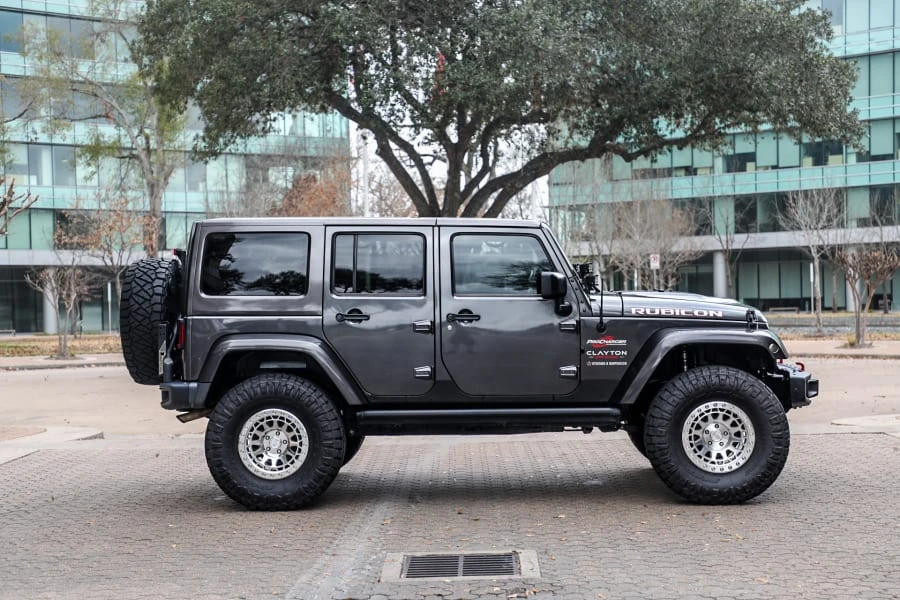 2016 Jeep JK Wrangler - Image 2 of 31