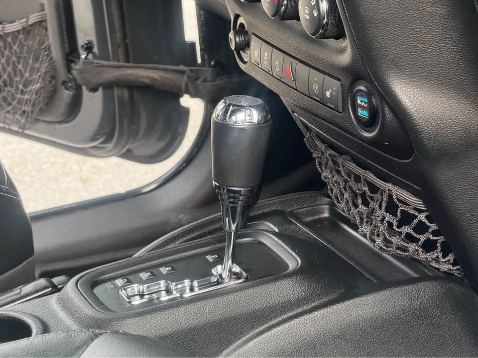 2016 Jeep JK Wrangler - Image 18 of 20