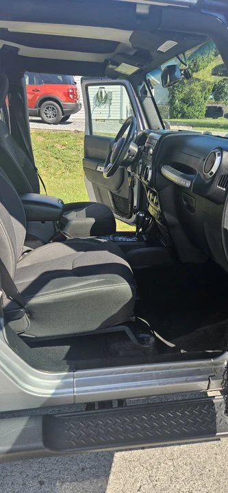 2016 Jeep JK Wrangler - Image 7 of 24