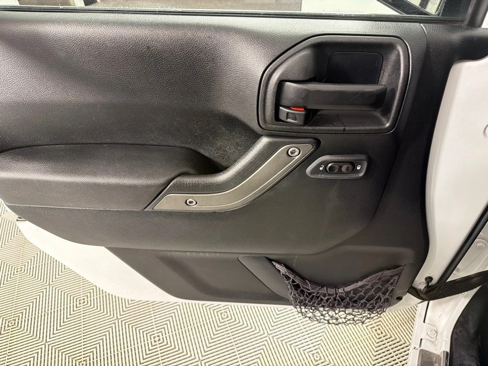 2016 Jeep JK Wrangler - Image 11 of 26