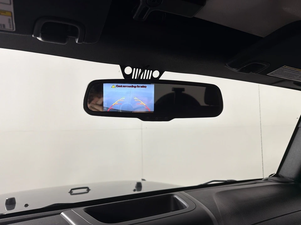 2016 Jeep Wrangler - Image 15 of 22