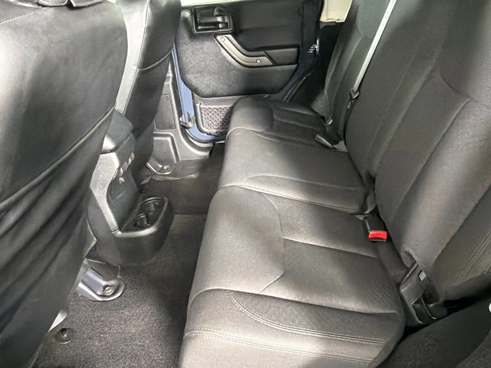 2016 Jeep Wrangler - Image 17 of 22