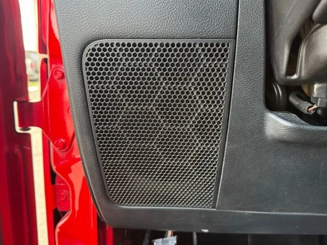 2016 Jeep - Image 25 of 31