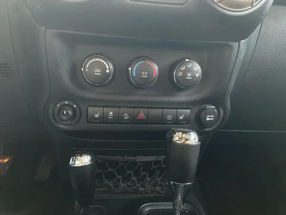2016 Jeep JK Wrangler - Image 19 of 20