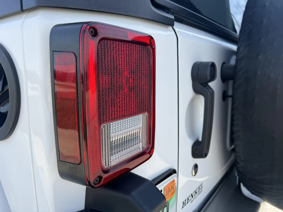 2016 Jeep JK Wrangler - Image 30 of 31