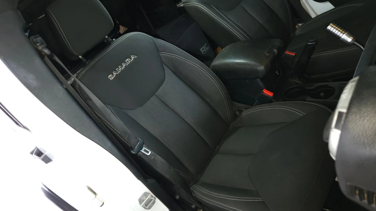 2016 Jeep JK Wrangler - Image 27 of 31