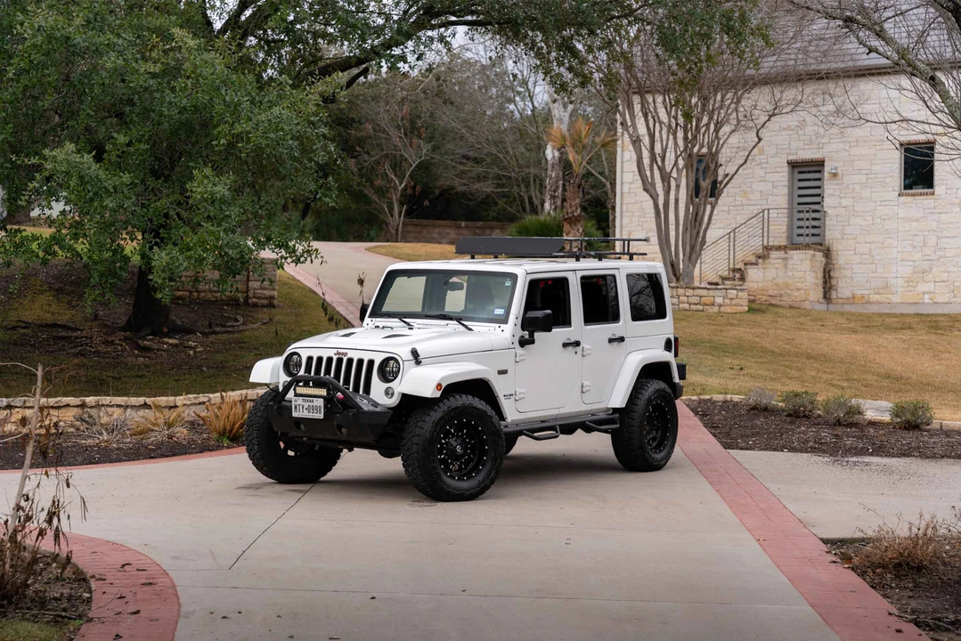 2016 Jeep JK Wrangler - Image 2 of 31