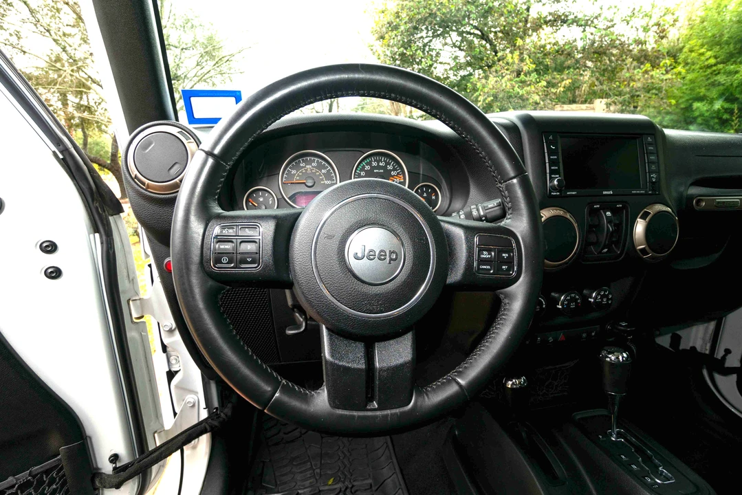 2016 Jeep JK Wrangler - Image 25 of 31