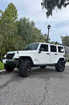 2016 Jeep Wrangler Unlimited Sahara