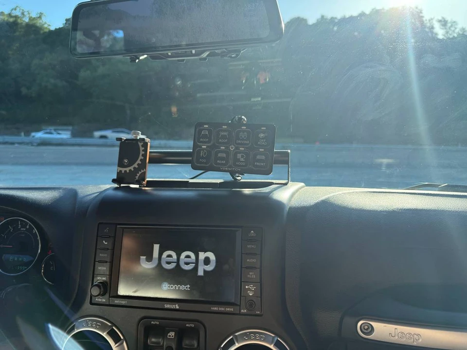 2016 Jeep JK Wrangler - Image 4 of 24