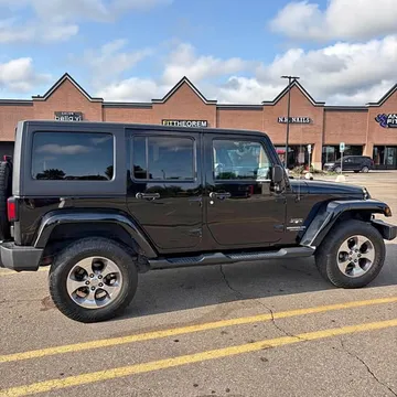2016 Jeep Wrangler Unlimited Sahara Sport Utility 4D