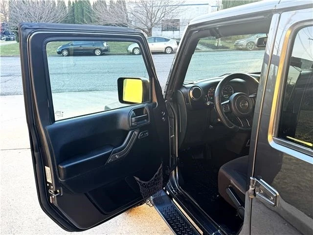 2016 Jeep - Image 12 of 31