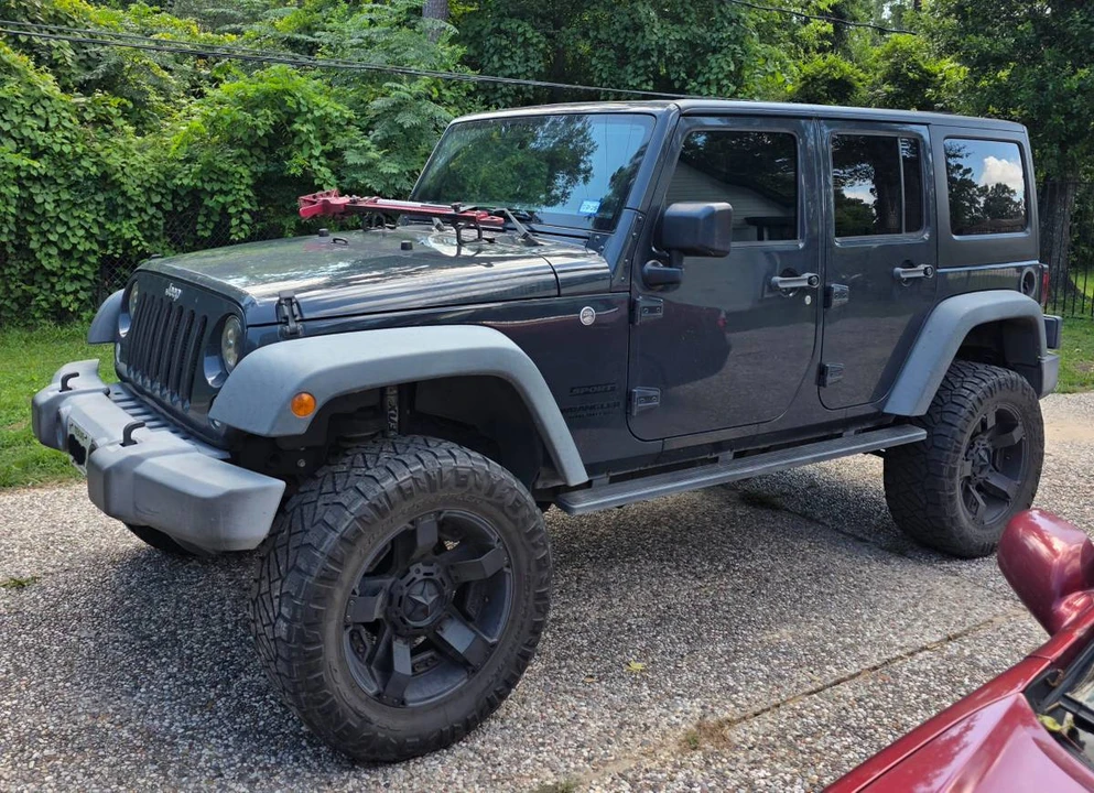 2016 Jeep JK Wrangler - Image 2 of 8