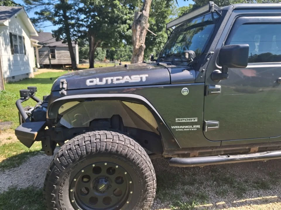 2016 Jeep JK Wrangler - Image 2 of 8