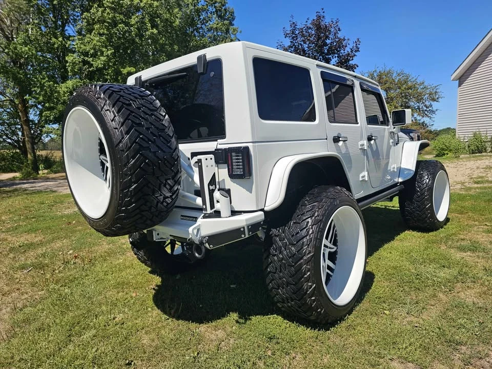 2016 Jeep JK Wrangler - Image 2 of 5