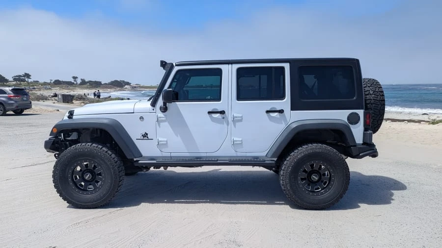 2016 Jeep JK Wrangler - Image 2 of 31