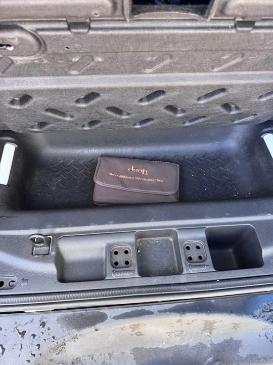 2016 Jeep JK Wrangler - Image 12 of 13