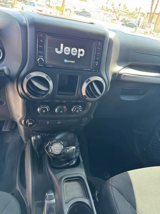 2016 Jeep JK Wrangler - Image 9 of 10