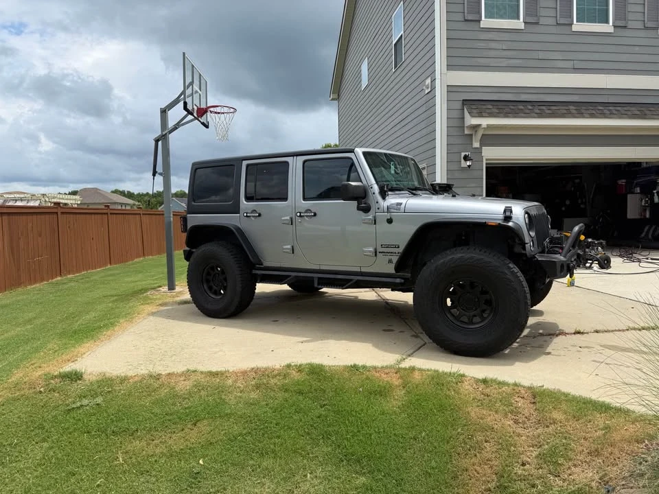 2016 Jeep JK Wrangler - Image 2 of 11