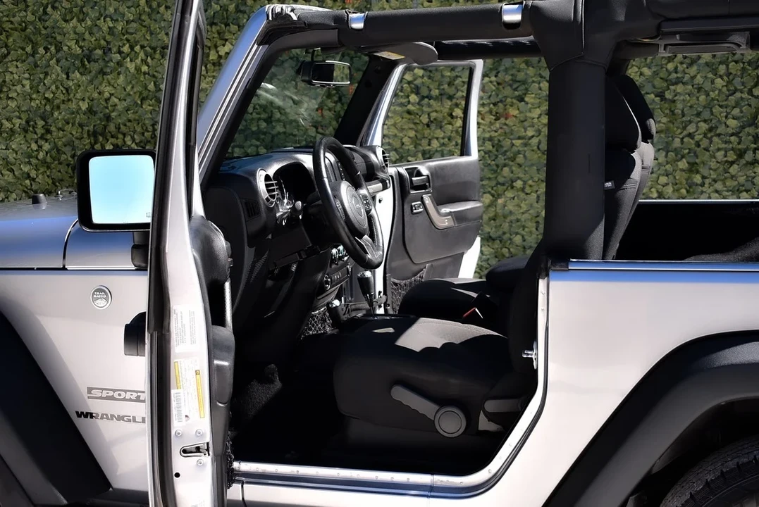 2016 Jeep JK Wrangler - Image 26 of 30