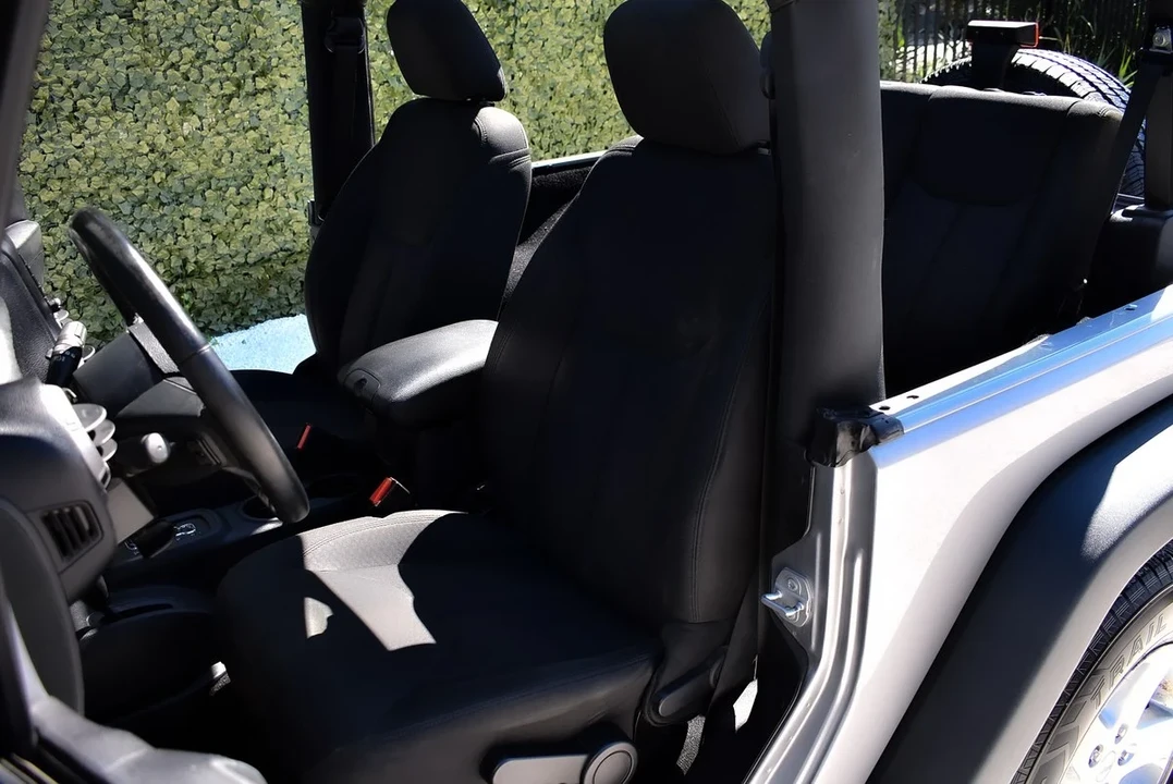2016 Jeep JK Wrangler - Image 28 of 30