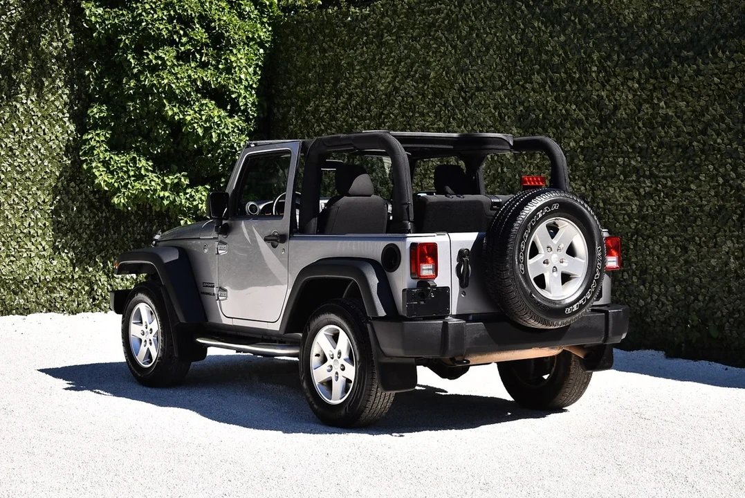 2016 Jeep JK Wrangler - Image 13 of 30