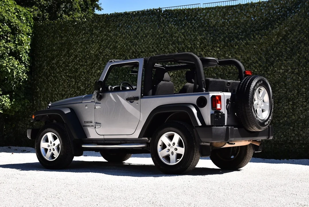 2016 Jeep JK Wrangler - Image 16 of 30