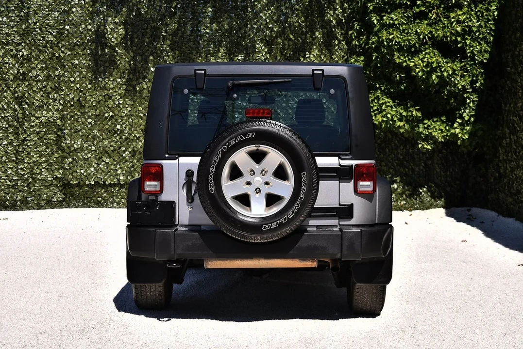 2016 Jeep JK Wrangler - Image 17 of 30