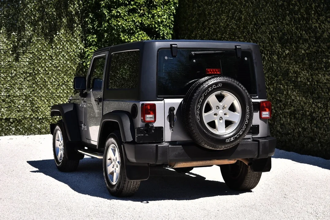 2016 Jeep JK Wrangler - Image 18 of 30