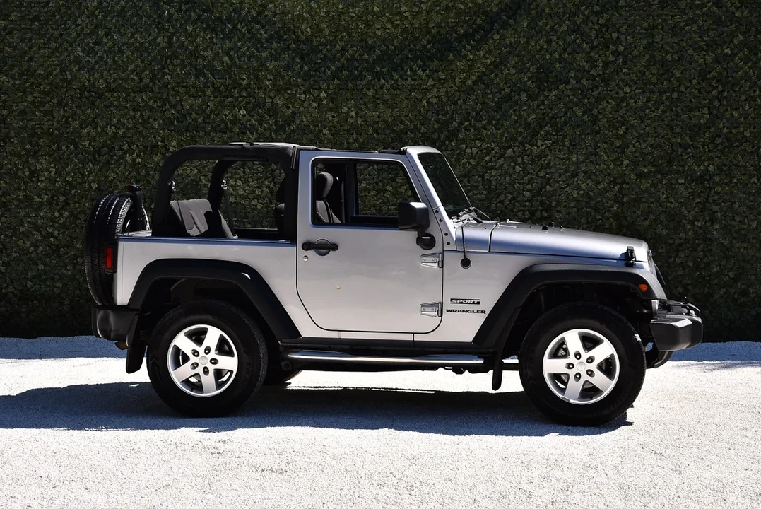 2016 Jeep JK Wrangler - Image 7 of 30