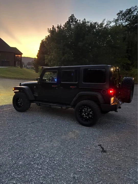 2016 Jeep JK Wrangler - Image 4 of 7