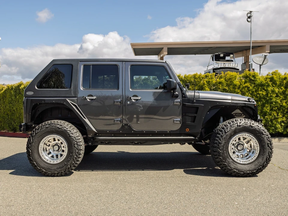 2016 Jeep JK Wrangler - Image 4 of 27
